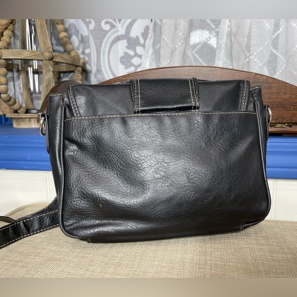 EMILIE M Women's Black Vegan Leather Buckle Accent Shoulder Bag Purse - Picture 2 of 5